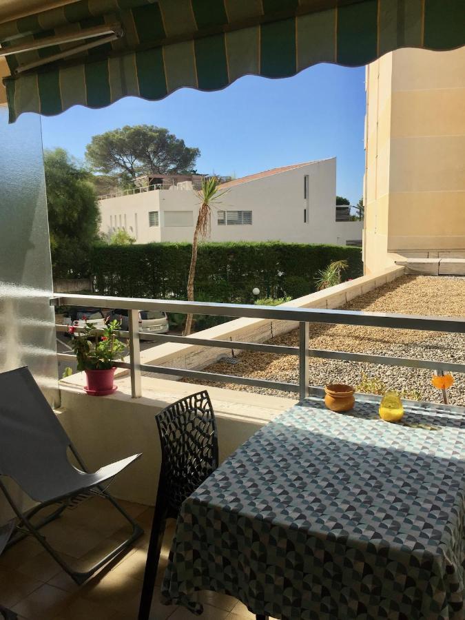 Studio 127, Vue Mer Et Piscine, Port Santa Lucia Saint-Raphael  Luaran gambar