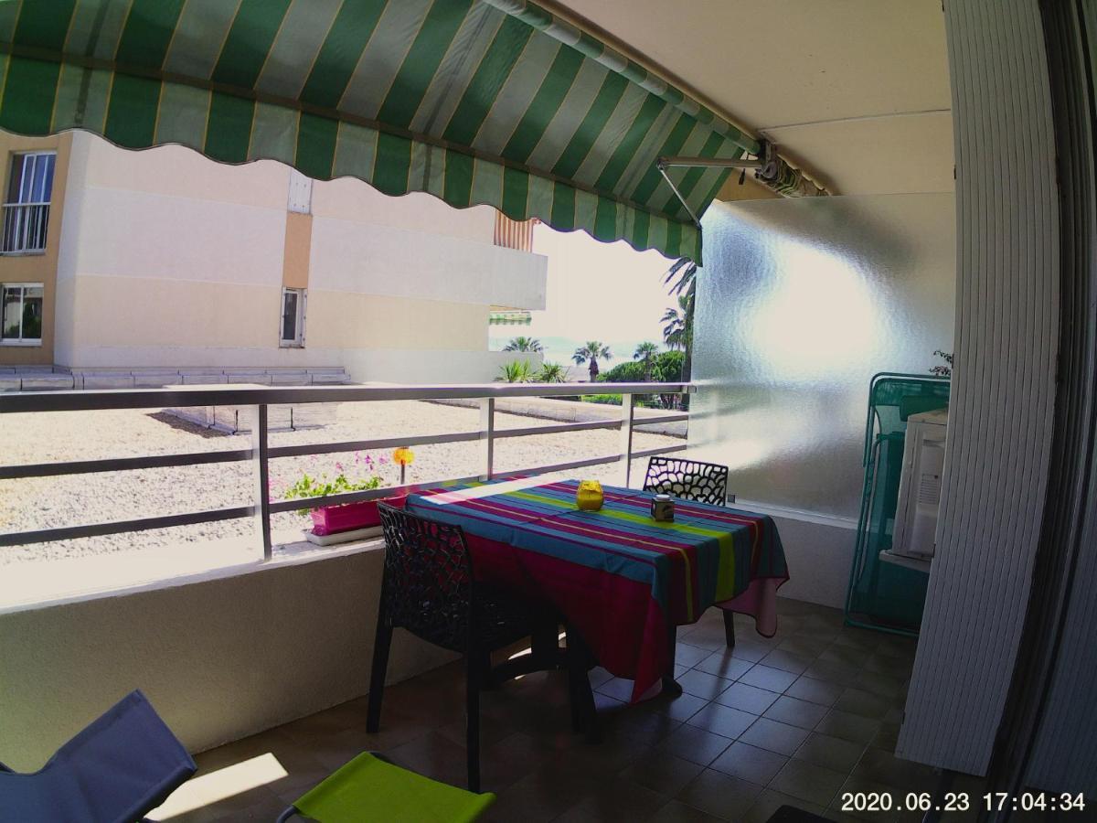 Studio 127, Vue Mer Et Piscine, Port Santa Lucia Saint-Raphael  Luaran gambar